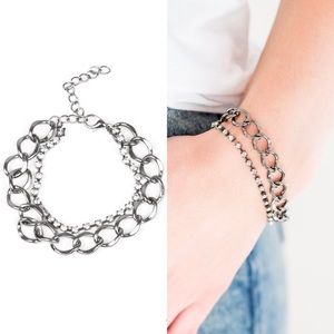 Paparazzi ‘Material Girl’ Bracelet